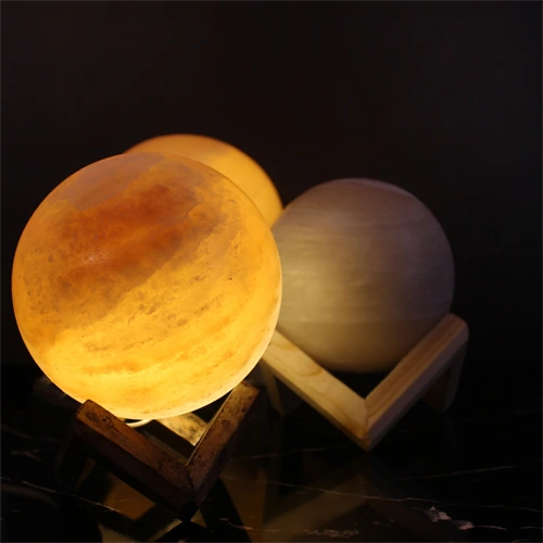 Buy a lampshade made of salt orb by Miad Bazarganan Razi